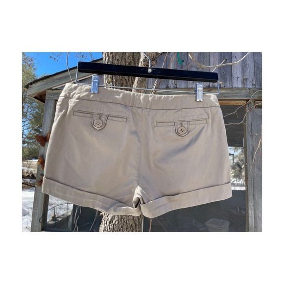 Talula Aritzia Starboard Sailor Anchor Button Front Shorts Cuffed Size 4 - Picture 2 of 6